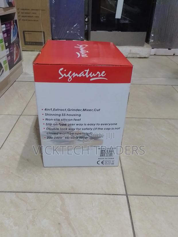 Food Processor! Signature Multi Function Food Processor - thumbnail 4