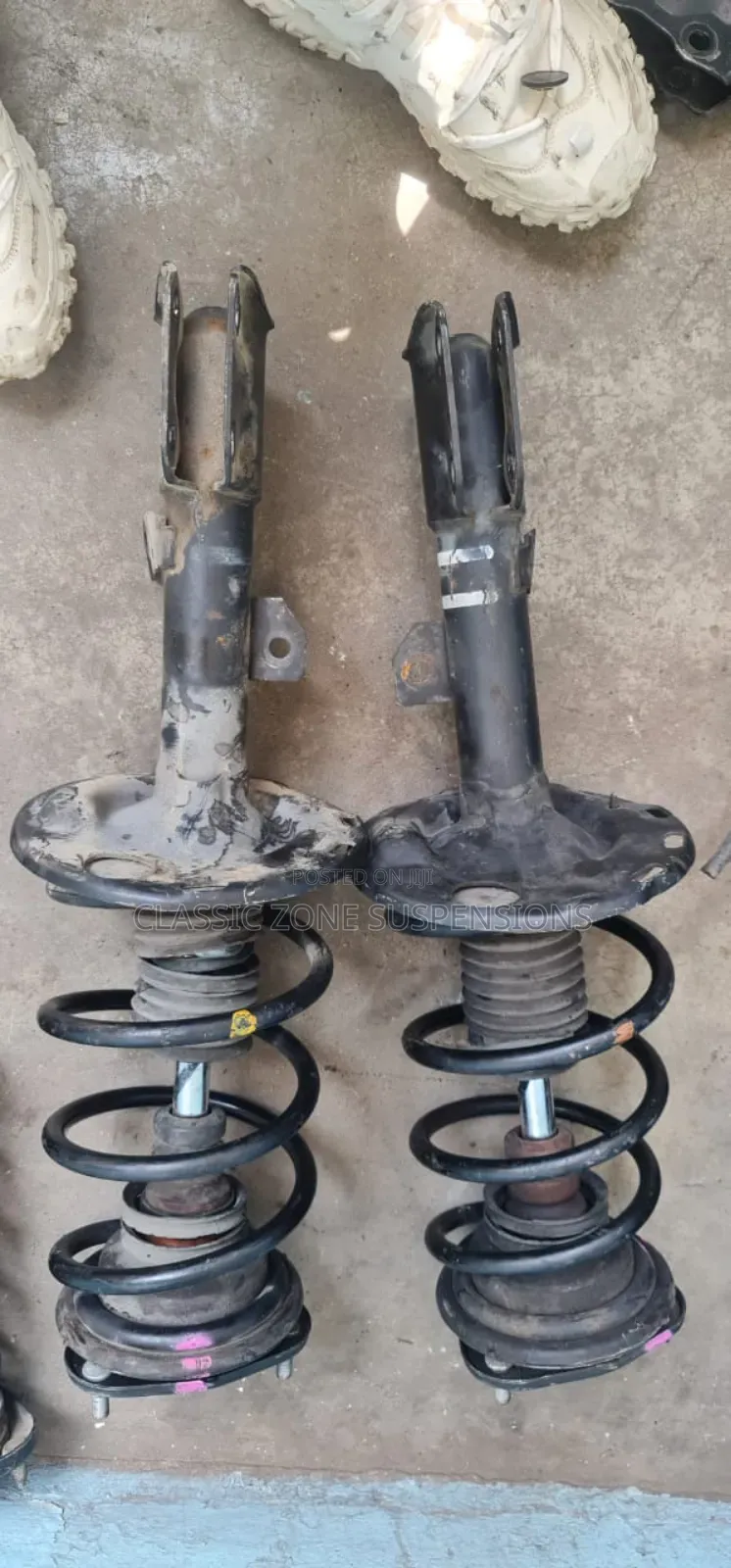 Toyota Noah Complete Shocks