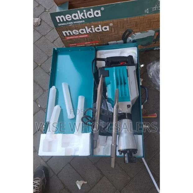 2200 Watts Meakida Demolition Hammer ° √