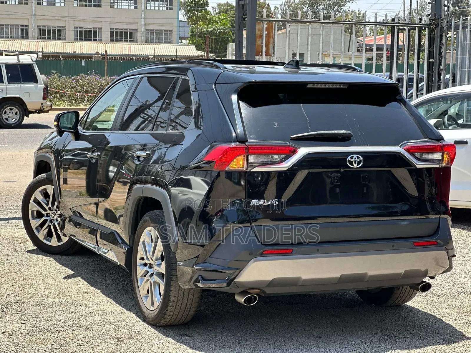 Toyota RAV4 XLE Premium AWD 2019 Black