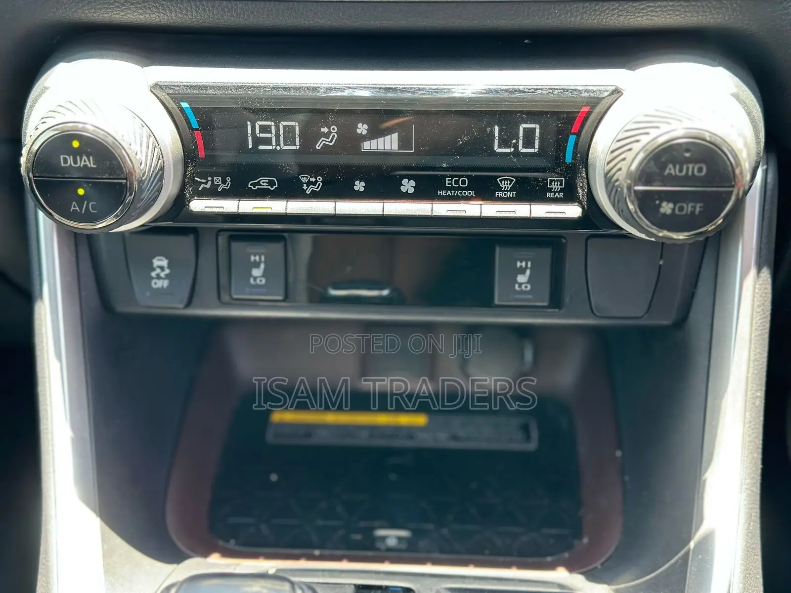 Toyota RAV4 XLE Premium AWD 2019 Black