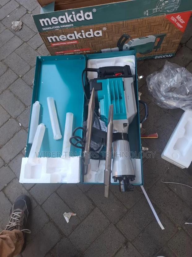 2200 Watts Meakida Demolition Hammer - main view