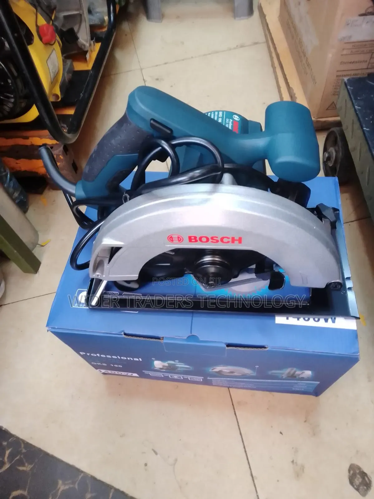 7" Bosch Circular Saw With Blade