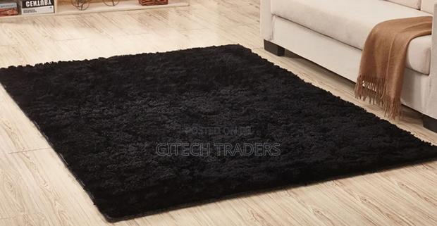 5*8 Plain Fluffy Carpet
