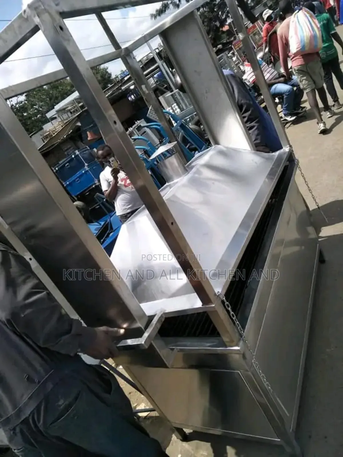 Supreme Closed Ss Enclosed Choma Grill