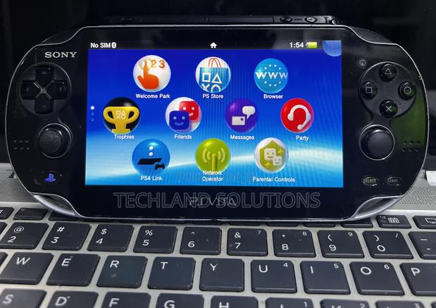 Well Used SONY PSVITA - thumbnail 2