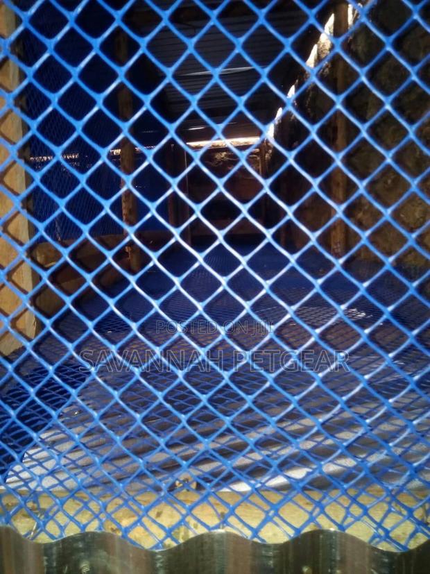Plastic Poultry Mesh - 1m Width X 5m Length - main view
