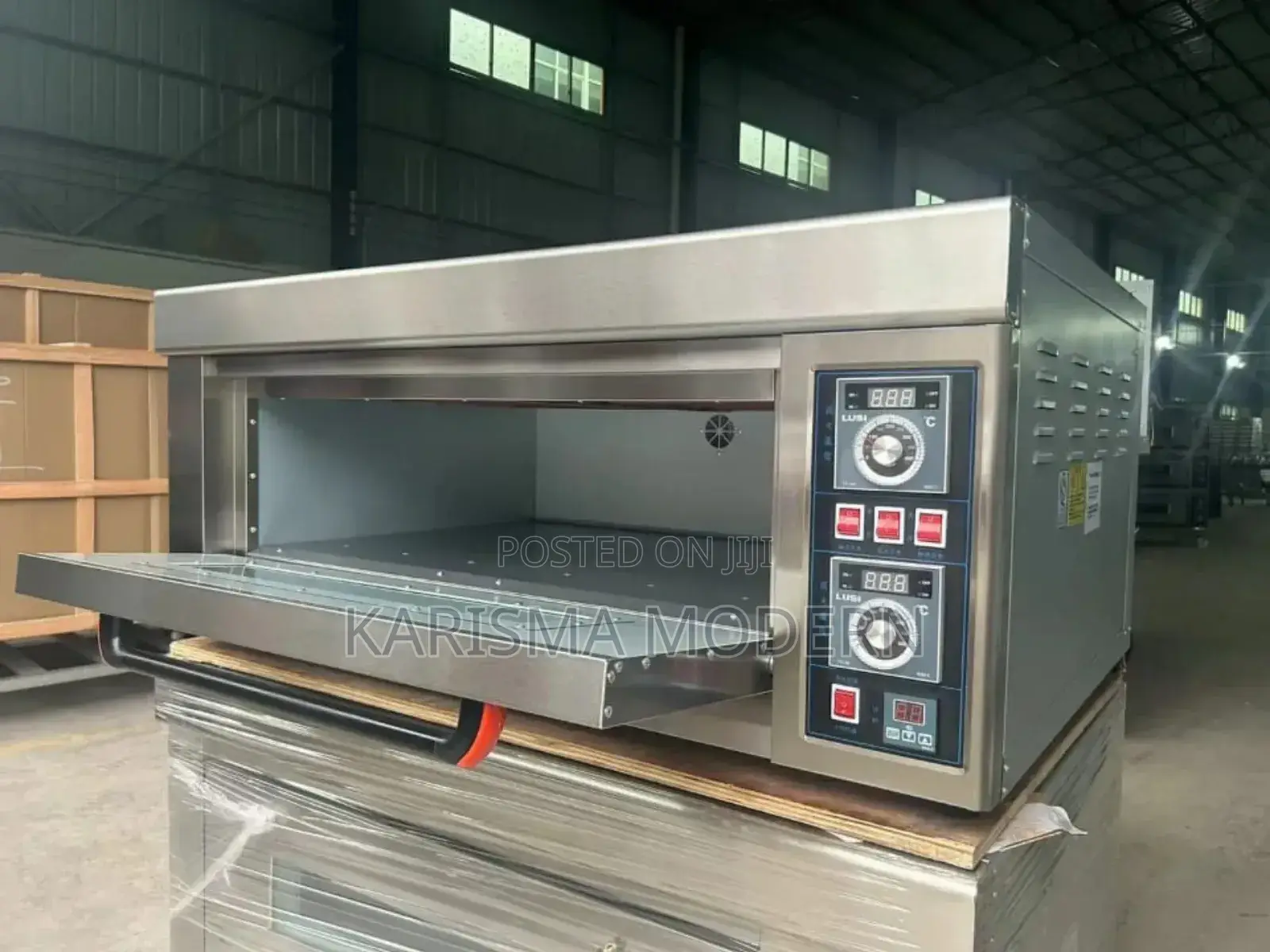 Two Trays Oven Available Single Deck