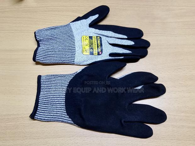 Ultimate Plus Cut Resistant Gloves - main view