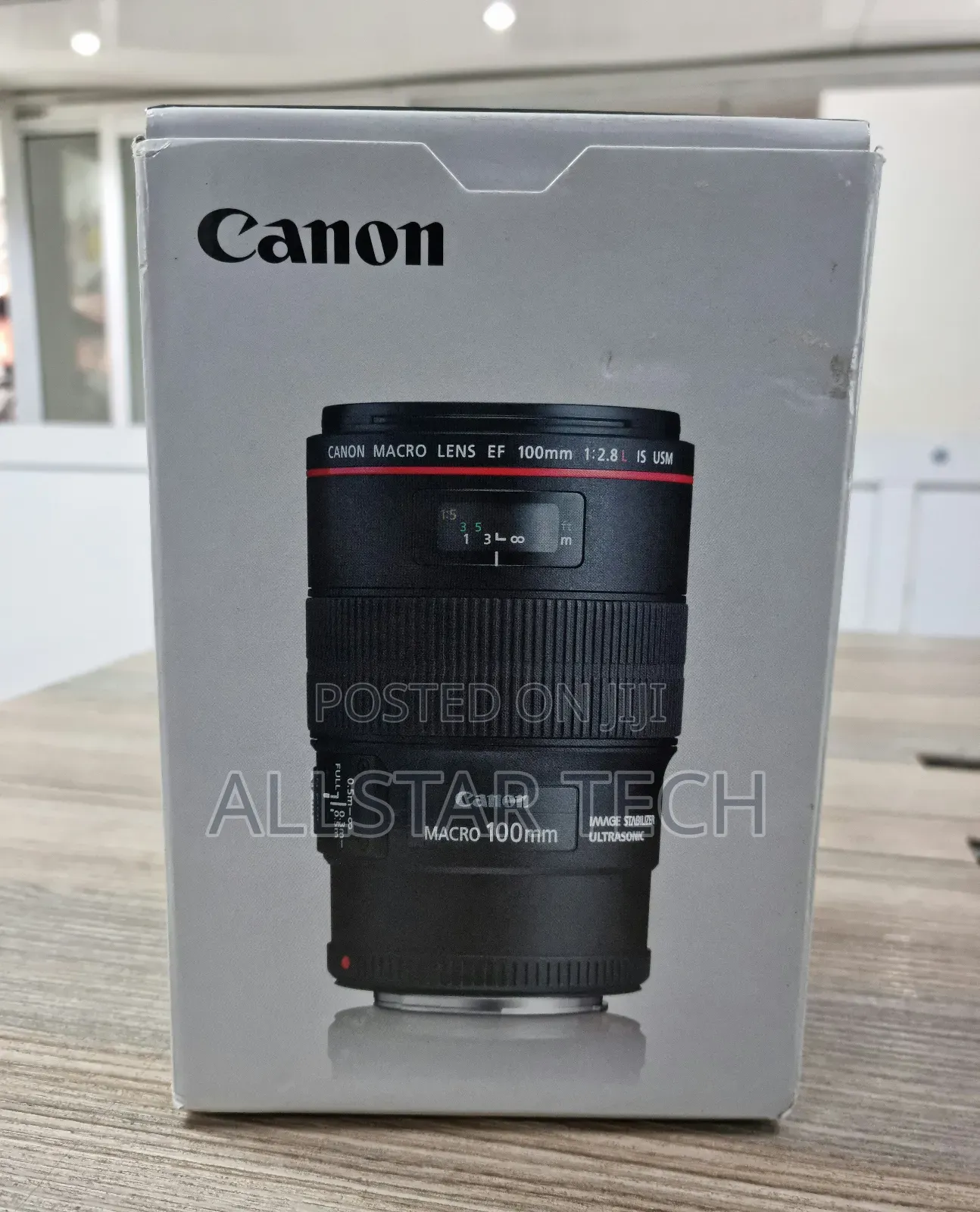 Canon Ef 100mm F/2.8l Macro Is Usm Lens