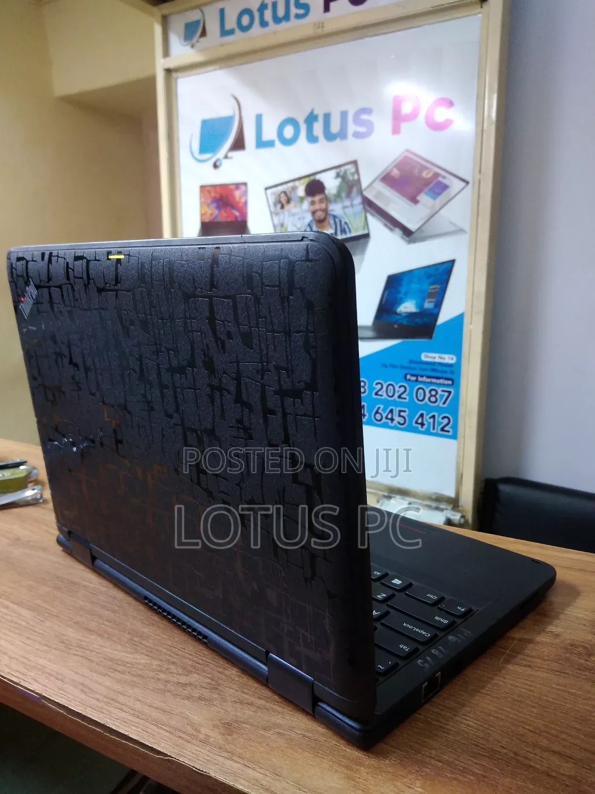 Laptop Lenovo Yoga 11e 8GB Intel Celeron SSD 256GB