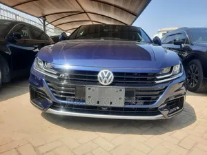 Volkswagen Arteon 2.0T SE R-Line w/19 FWD 2019