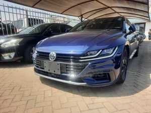 Volkswagen Arteon 2.0T SE R-Line w/19 FWD 2019