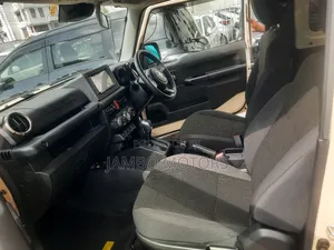 Suzuki Jimny 2019 Yellow