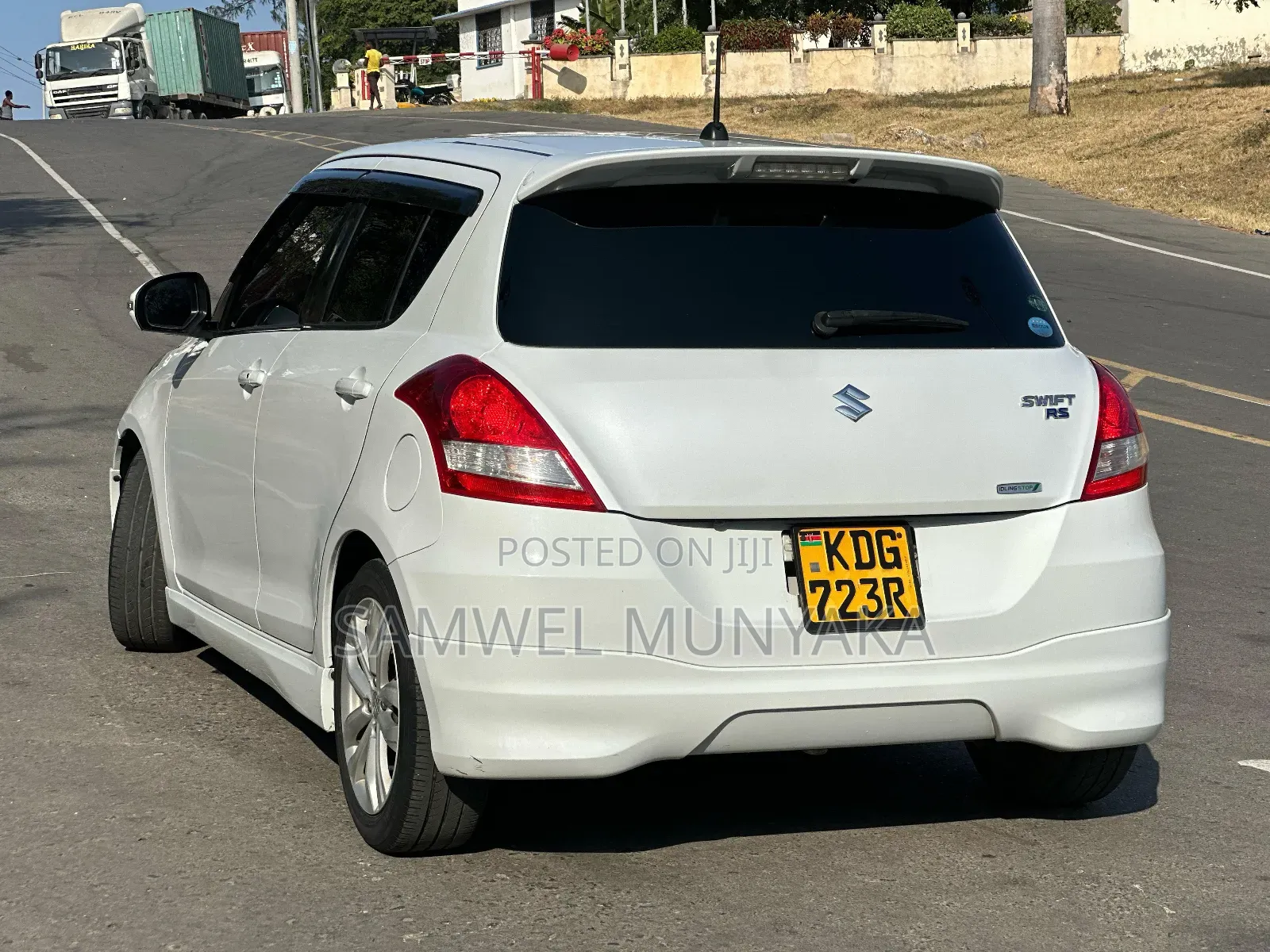 Suzuki Swift 2015 Pearl