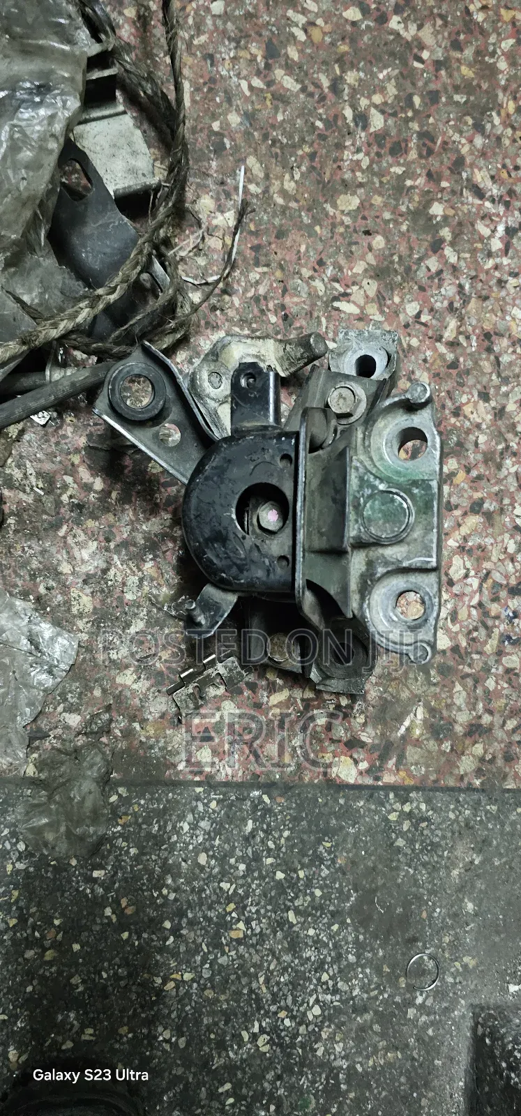 Toyota Alphard Ingine Mounting