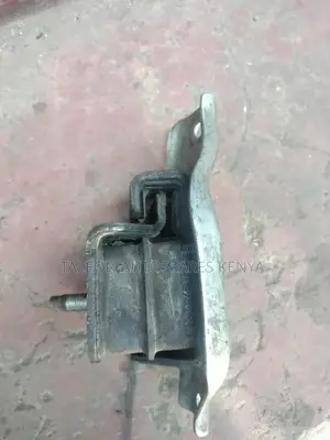 Subaru Legacy Ph5 Engine Mount