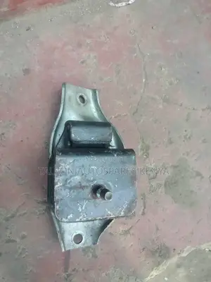 Subaru Legacy Ph5 Engine Mount