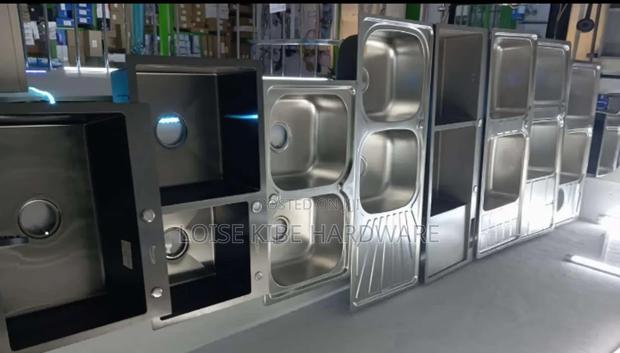 All Types of Kitchen Sink Available - main view