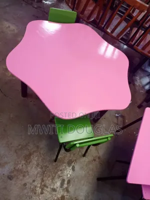 Amazing Lower Primary Learning Desk