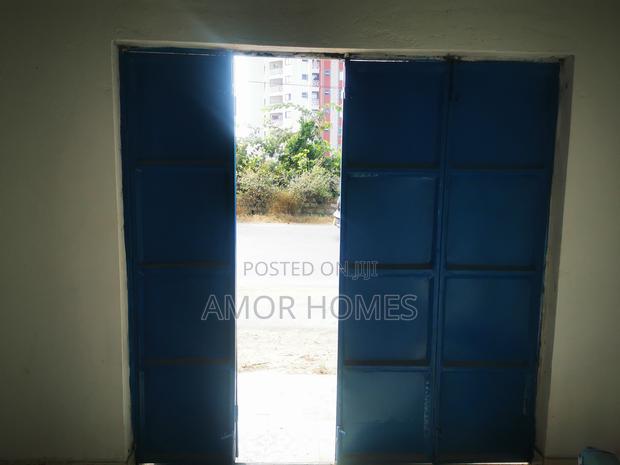 Shop + Yard for Rent - thumbnail 3