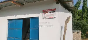 Shop + Yard for Rent