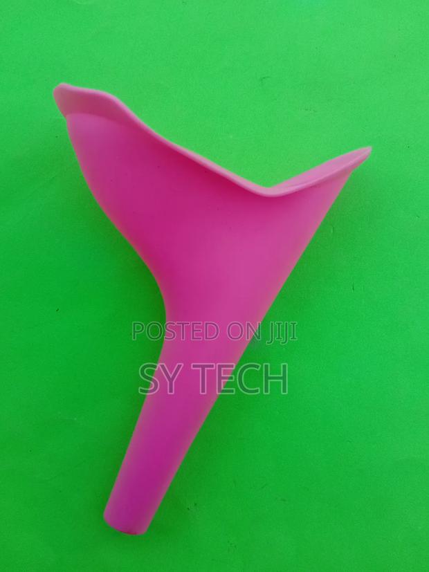 Portable Female Urinal Device - thumbnail 3