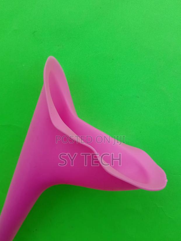 Portable Female Urinal Device - thumbnail 5
