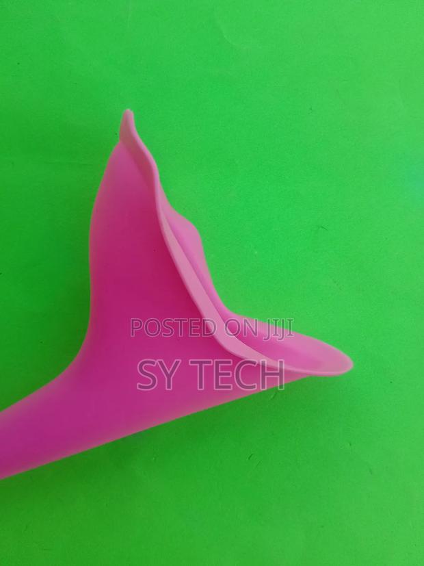 Portable Female Urinal Device - thumbnail 6