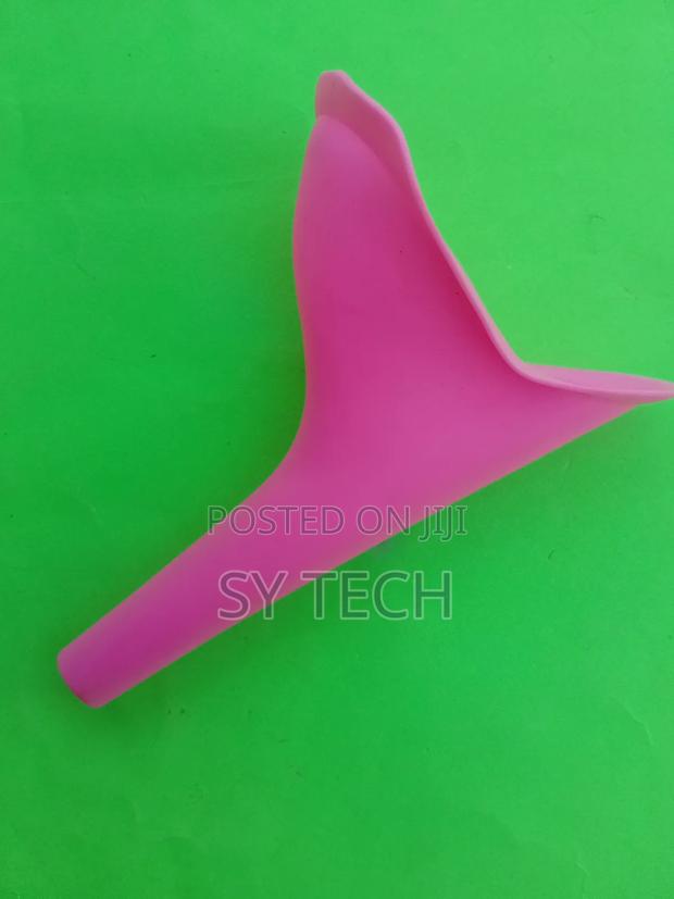 Portable Female Urinal Device - thumbnail 7