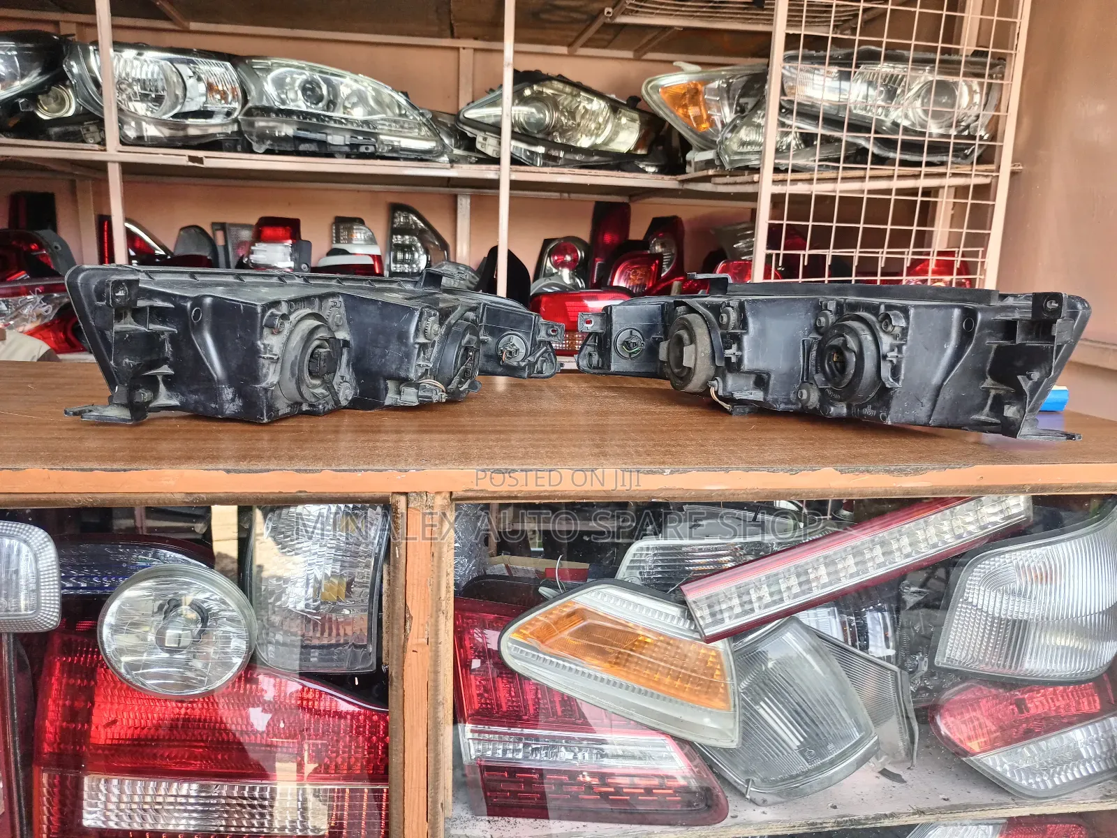 Galant 2002 Model Front Lights