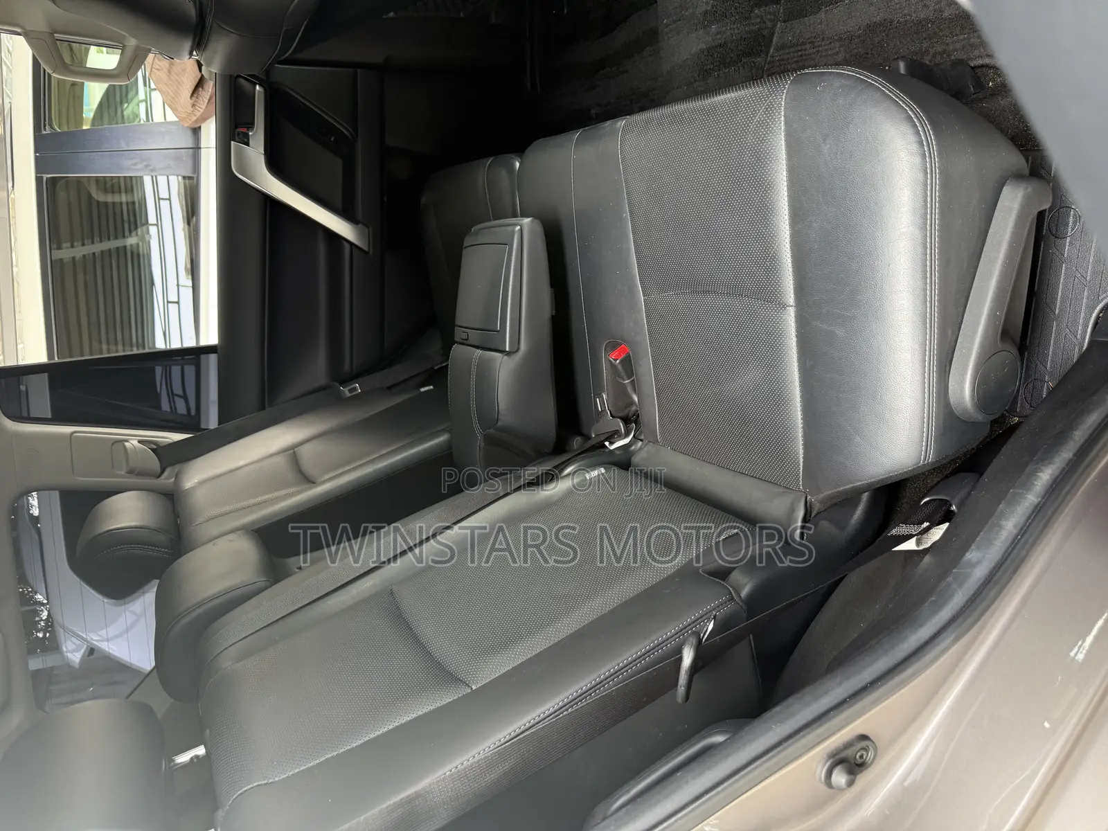 Toyota Land Cruiser Prado 2.7 2019 Gray
