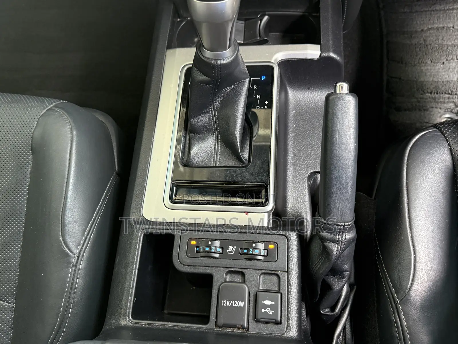 Toyota Land Cruiser Prado 2.7 2019 Gray