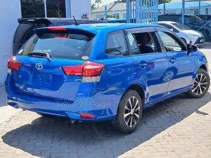 Toyota Corolla Fielder 1.5 Petrol FWD 2018 Blue