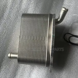 Freelander/Volvo XC60 Engine Oil Cooler LR032173 LR041422