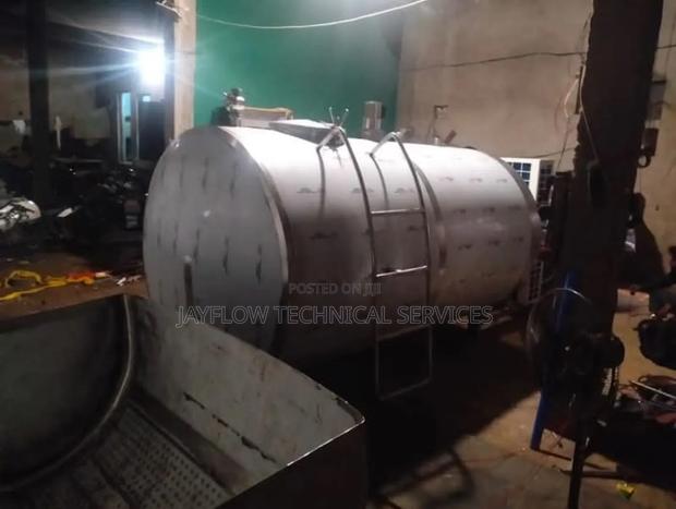 Direct Expansion (Dx) Bulk Milk Cooler 3000 Litrs - thumbnail 2