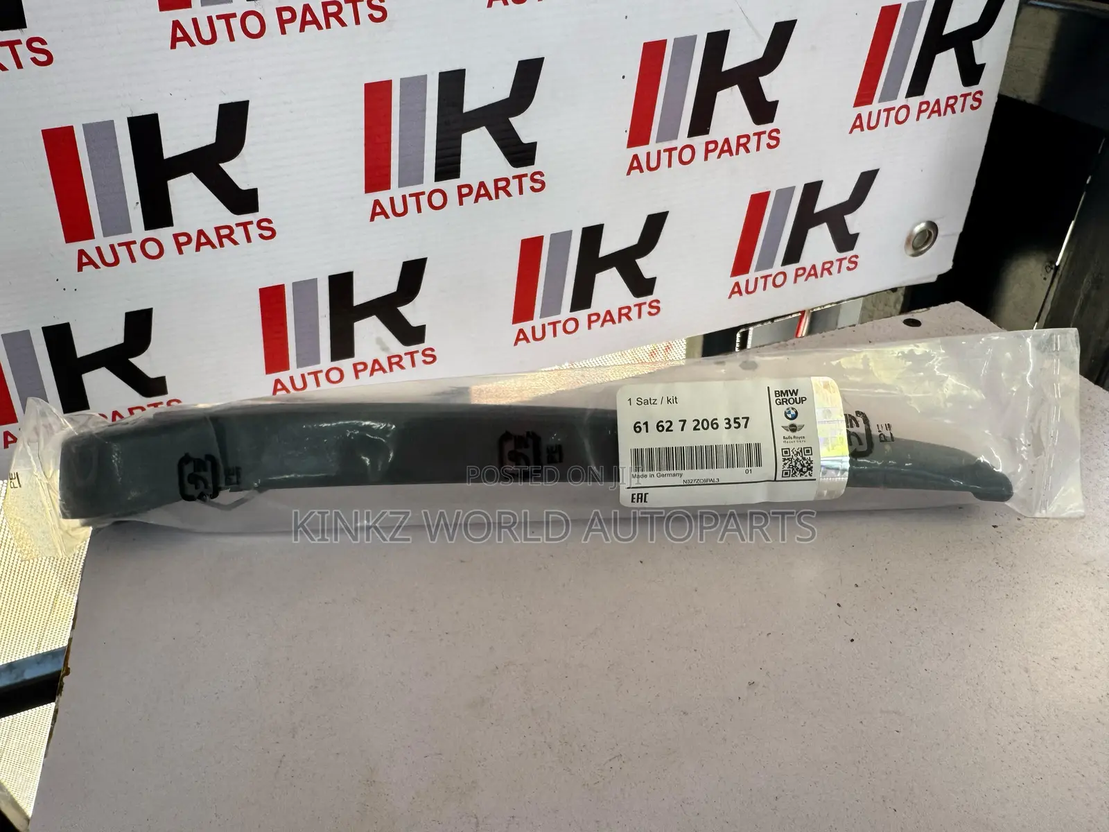 Genuine BMW E70 X5 + LCI Rear Window Wiper Arm 61627161029