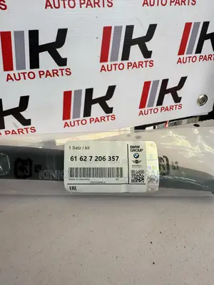 Genuine BMW E70 X5 + LCI Rear Window Wiper Arm 61627161029