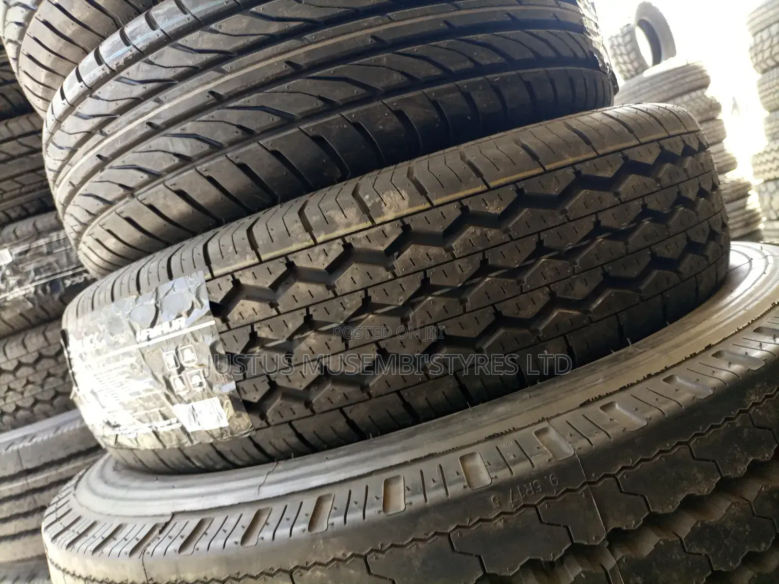 195r15c Royal Black Tyres