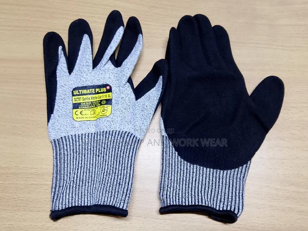 Quality Safety Gloves - main view