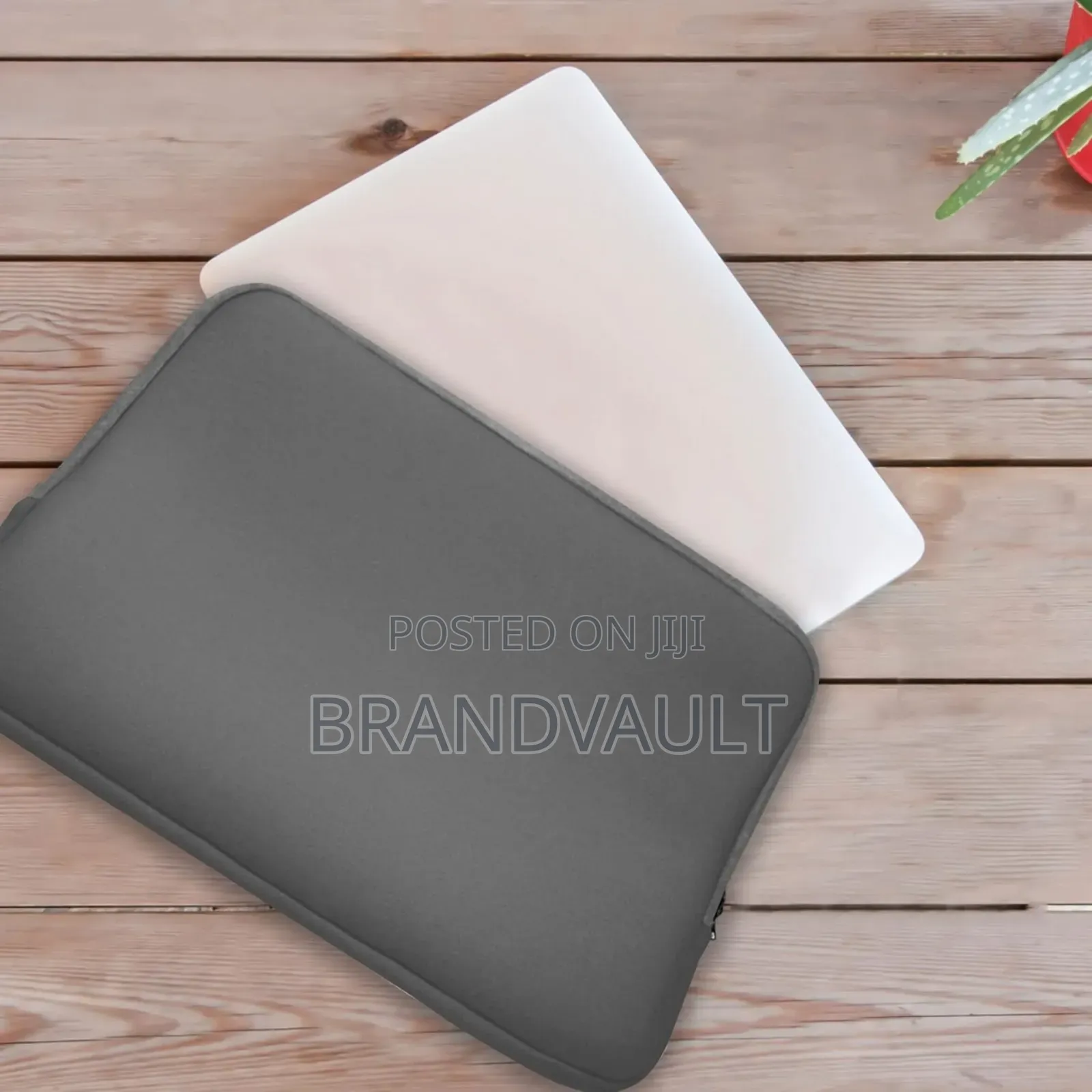 Zipped Laptop Sleeve Bag