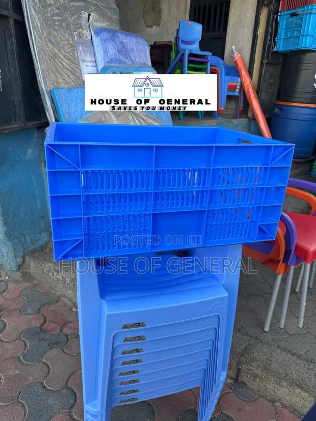 Blue Heavy Duty Storage Plastic Crates Plastic Crates - main view