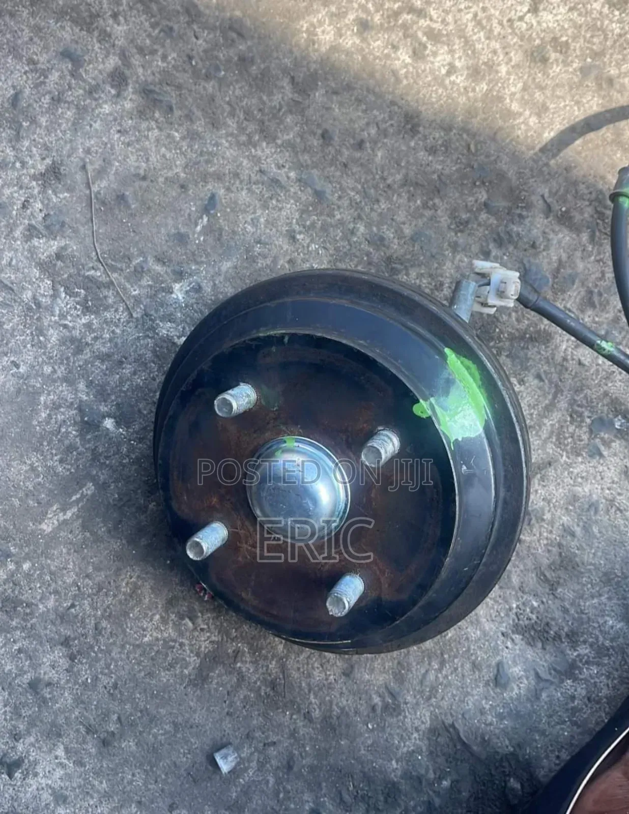 Nissan March Rear Hub