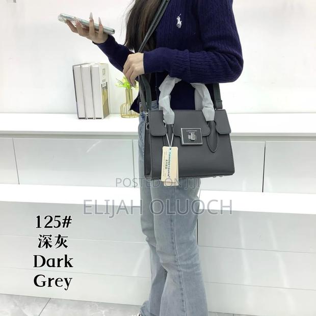 Classy Handbag/Shoulder Bags - thumbnail 5