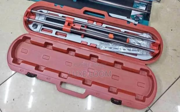 Metallic Rubi Tile Cutter Machine