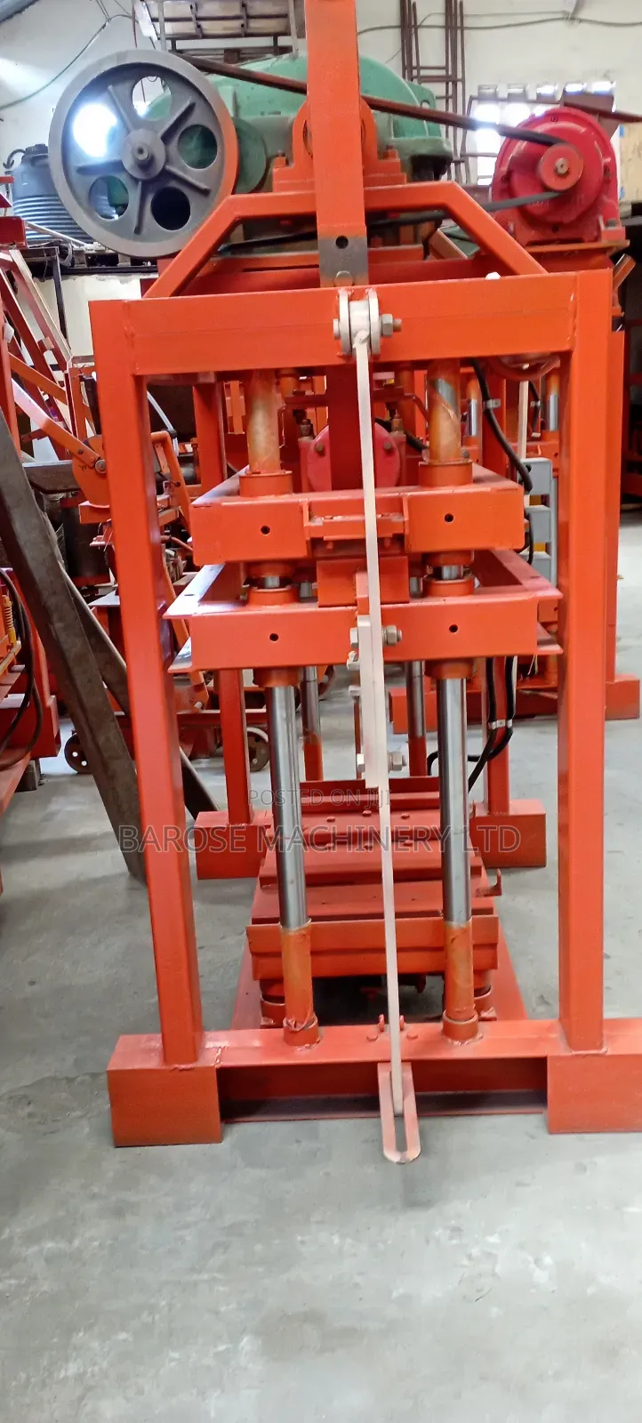 Concrete Cabro Making Machine