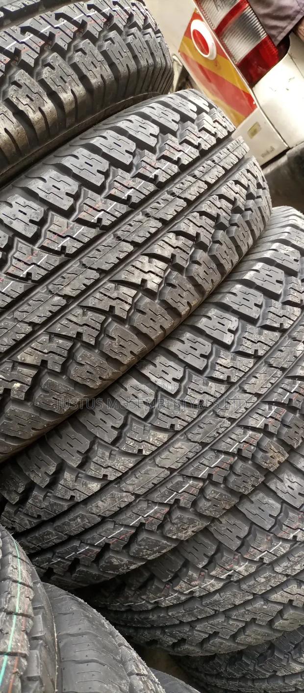 235/65r17 Maxtrek Tyres