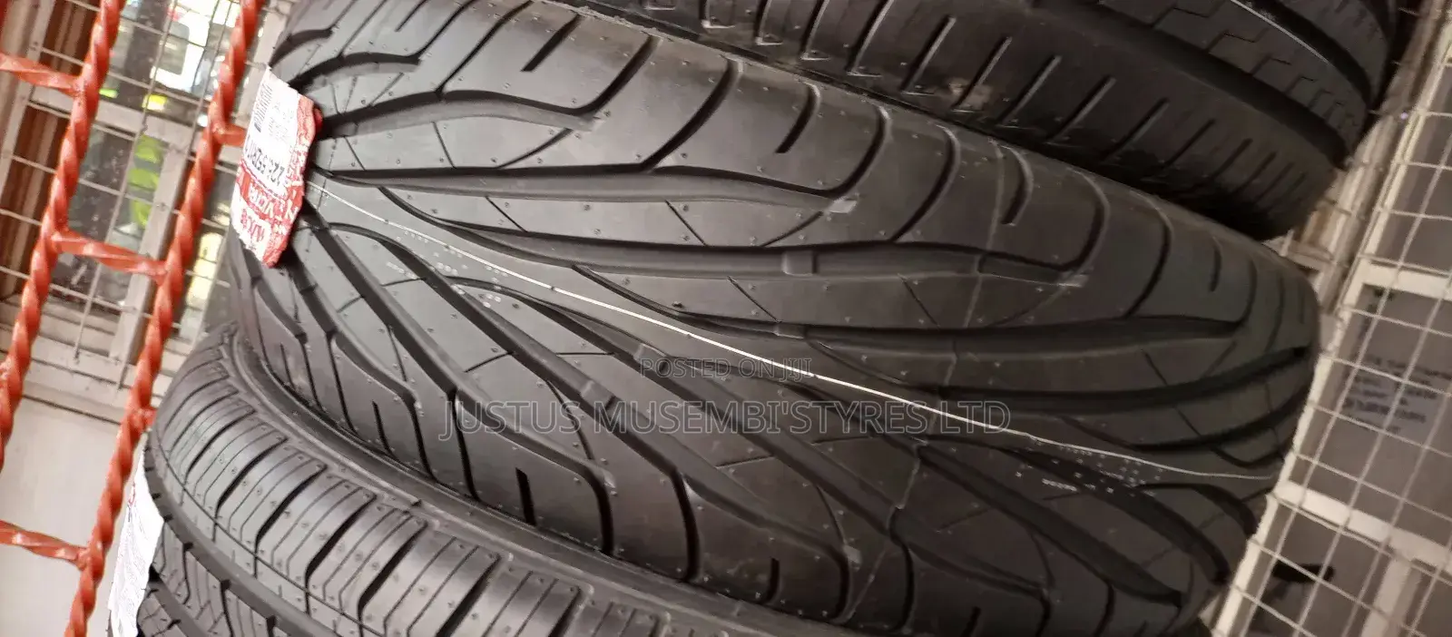 215/55r17 MA Z1 Maxxis Tyres