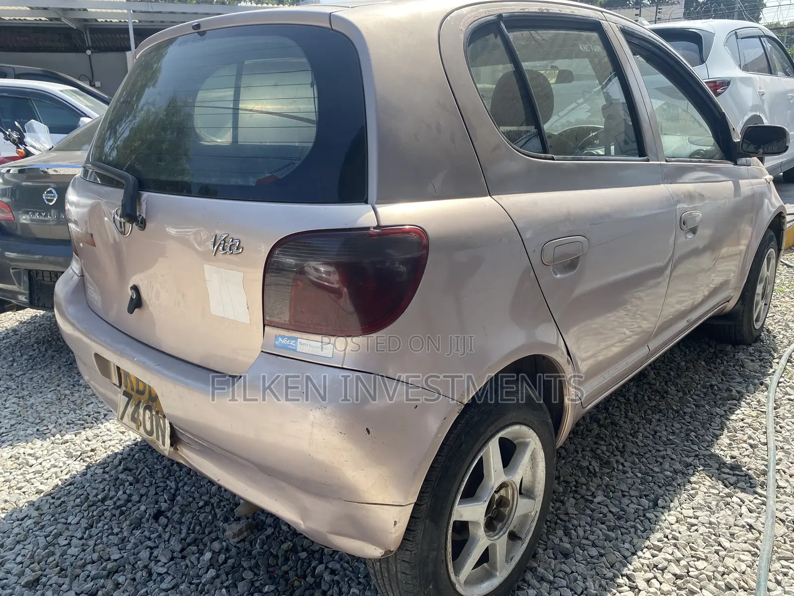 Toyota Vitz 1.3 FWD 5dr 2004 Pink