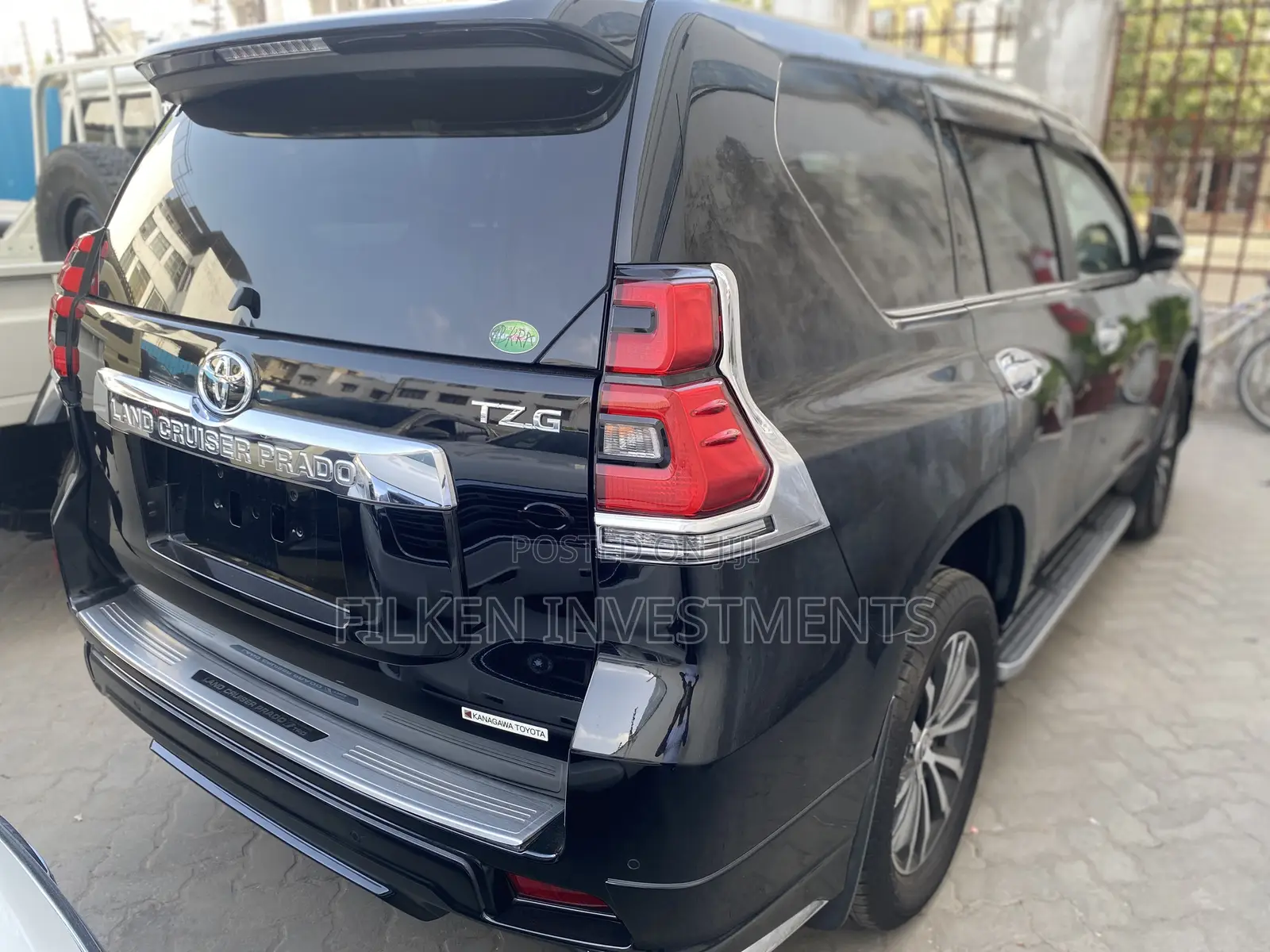 Toyota Land Cruiser Prado 2.8 2019 Black